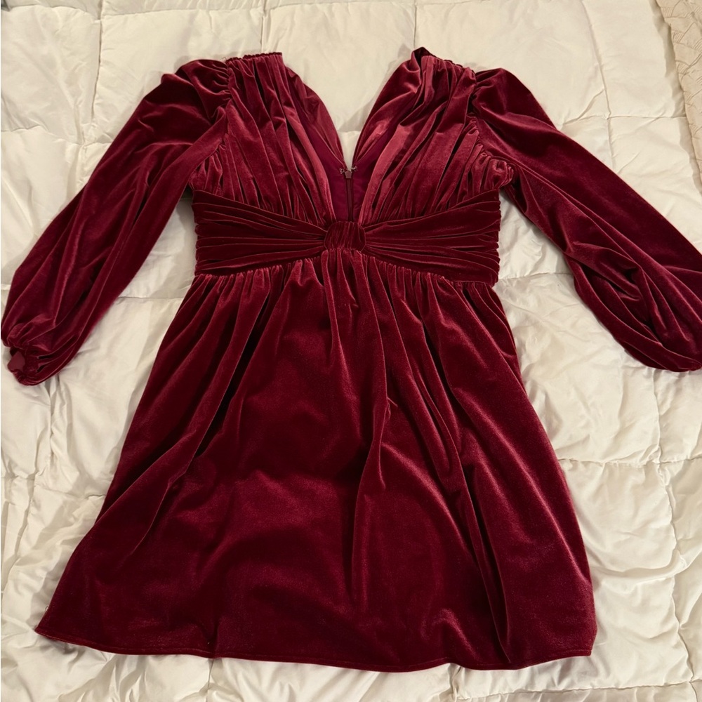 Gianni Bini Red Velvet Long Sleeve Cocktail Dress